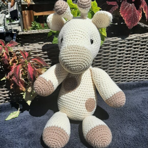 Artisan Made Hand Crocheted Giraffe Tan White Brown Spots 16" - Picture 9 of 9